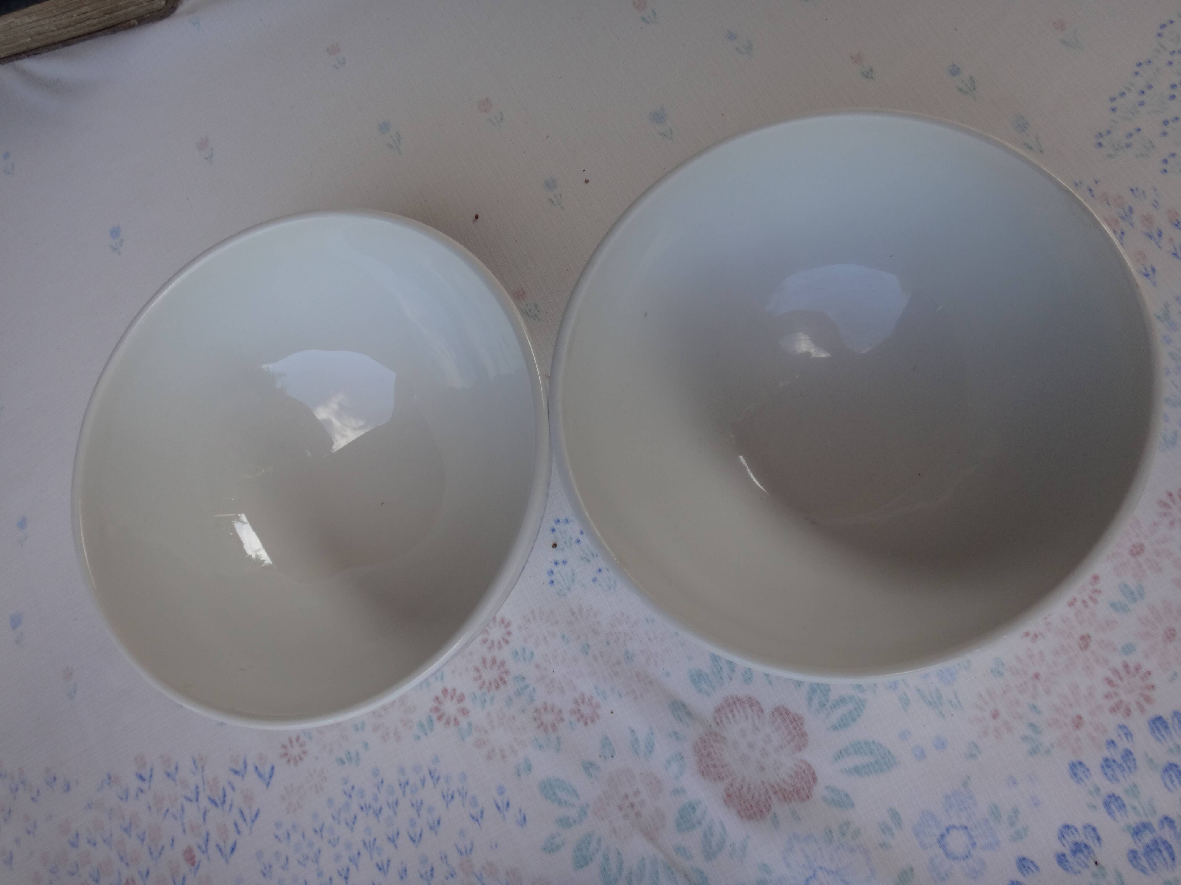 Numbered Basque bowls