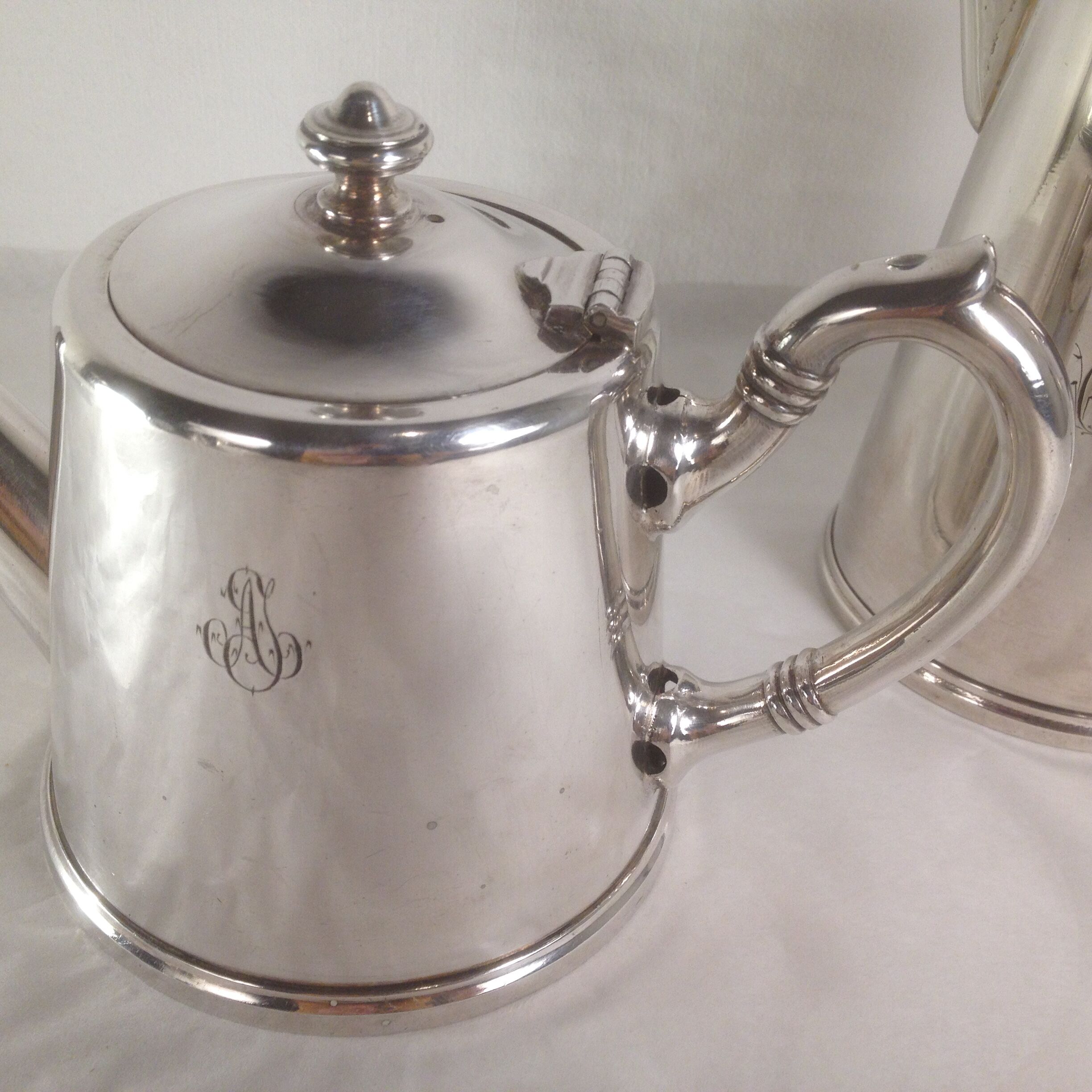 Teapot and milk jug in silver metal, Félix Frères