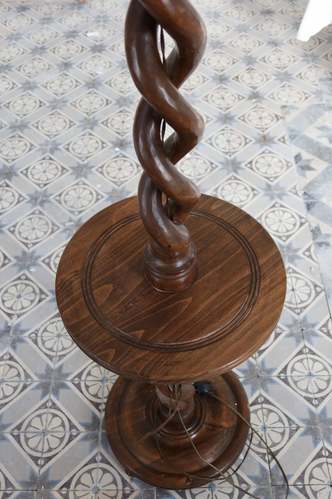 Vintage twisted turned wooden lamp base with shelf.