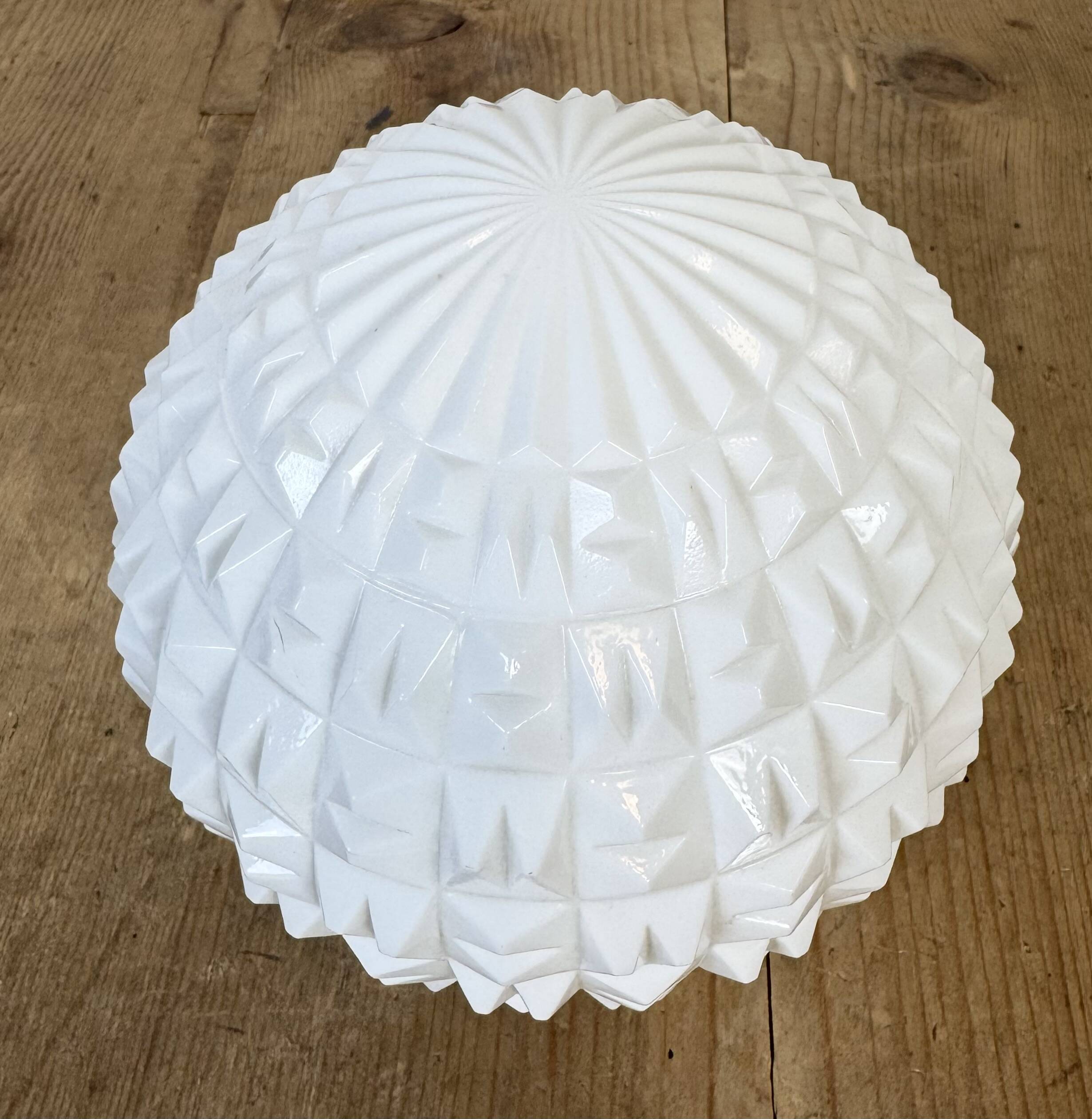 Vintage White Porcelain Wall Light, 1970s