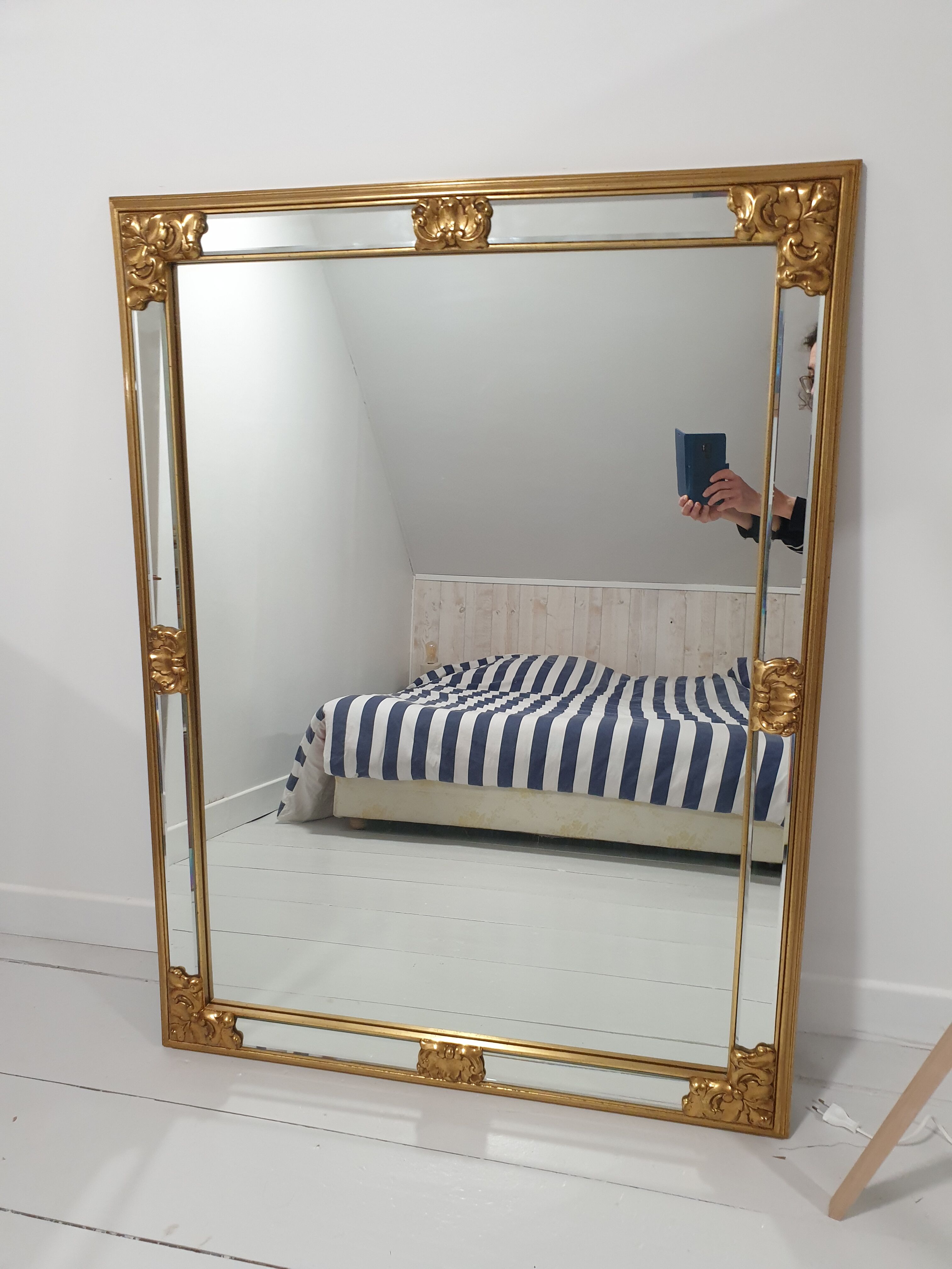 Mirror with pareclose 120×90 cm