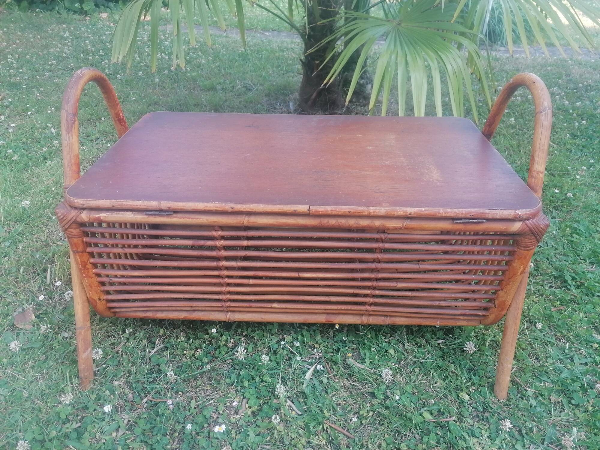 Rattan chest