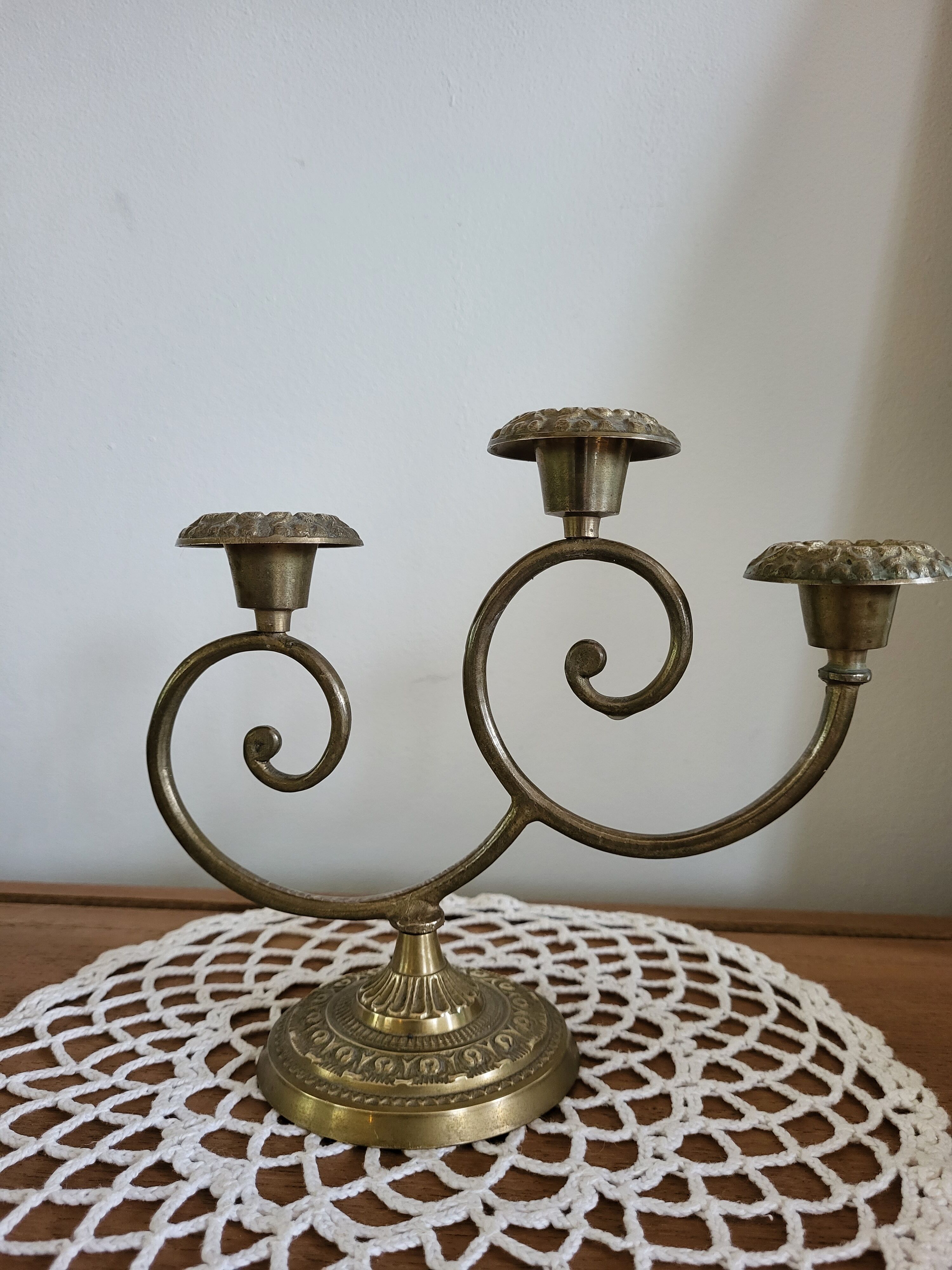 3-spoke brass candle holder