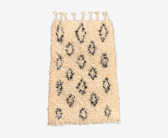 Tapis berbere beni ouarain petit et épais