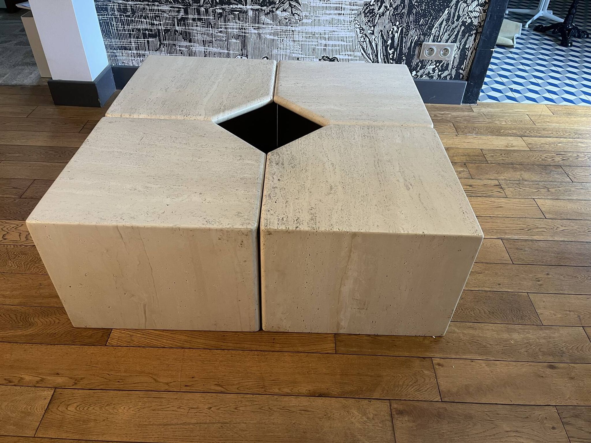 Table basse modulable en travertin 4 éléments