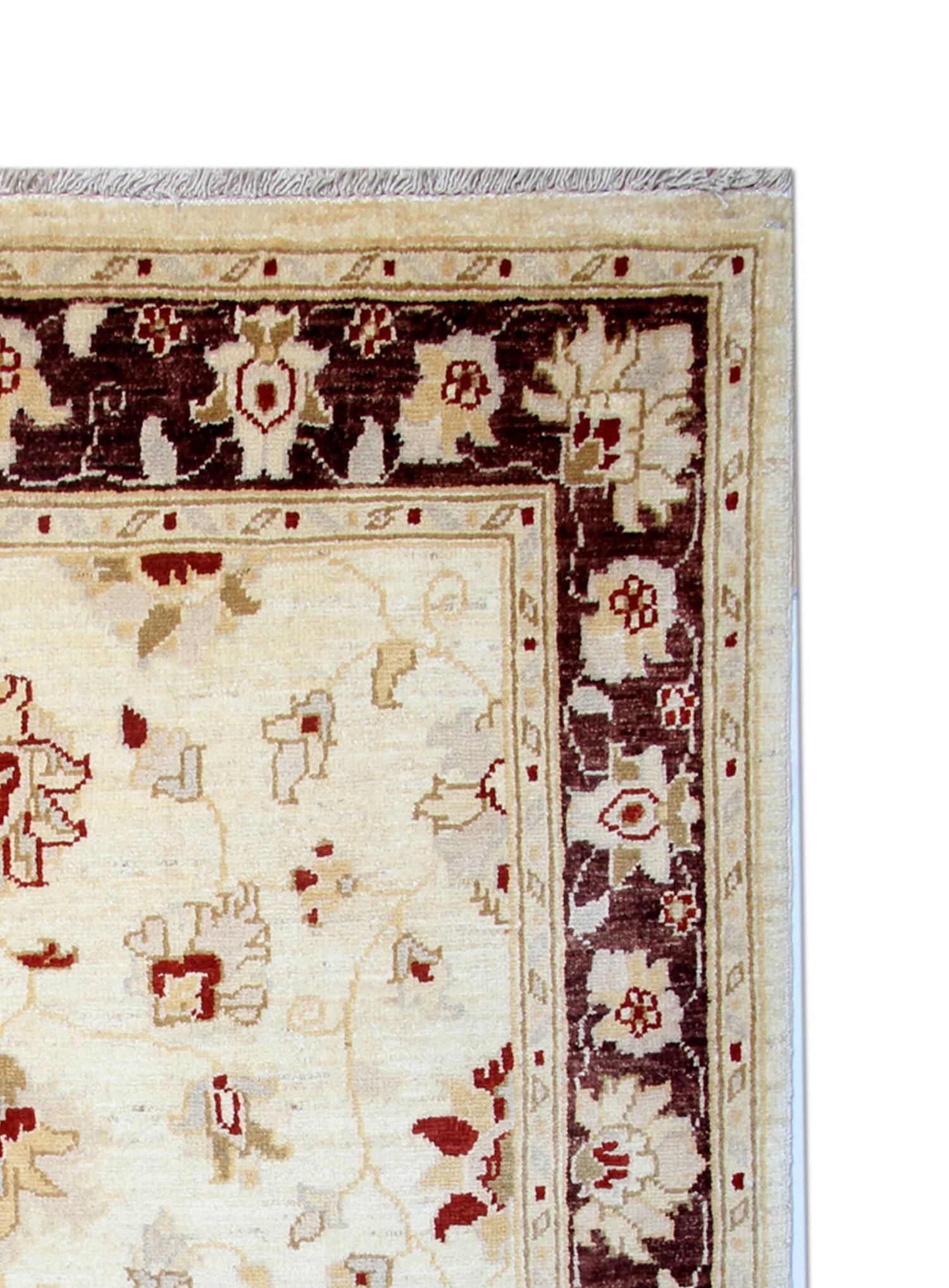 Tapis en laine crème et marron, style oriental traditionnel à motifs floraux, 106 x 150 cm