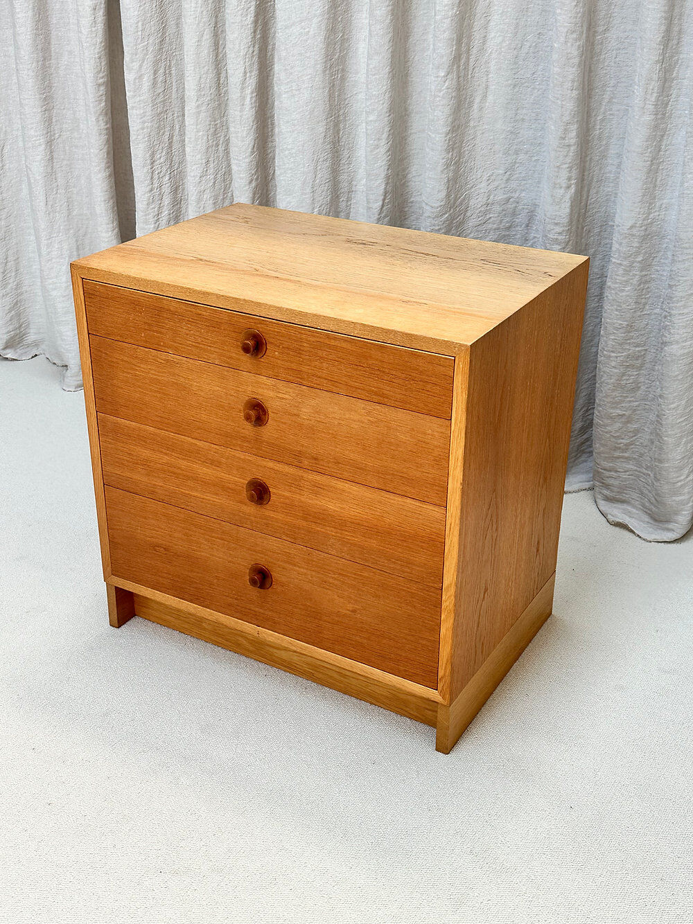 Petite commode en chêne, ‘Öresund’, Børge Mogensen, Andersson & Söner