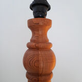 Pied de lampe ancien en bois tourné