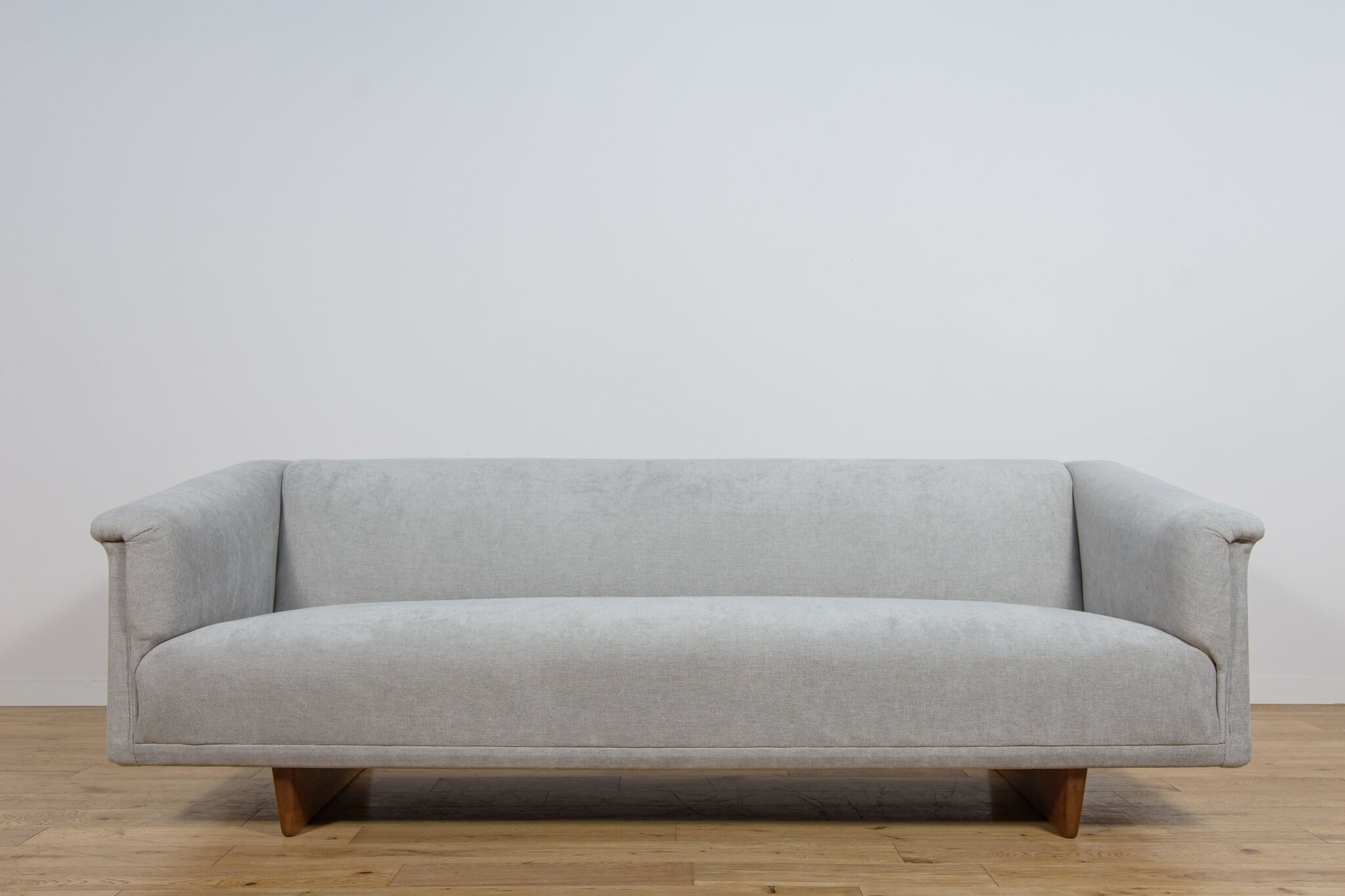 Canapé trois places modèle 4853 de style mid-century moderne par Børge Mogensen pour Tage Kristensen, années 1950.