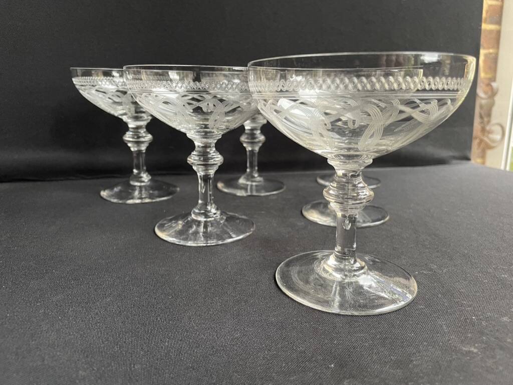 6 guilloché crystal champagne glasses – Art Nouveau