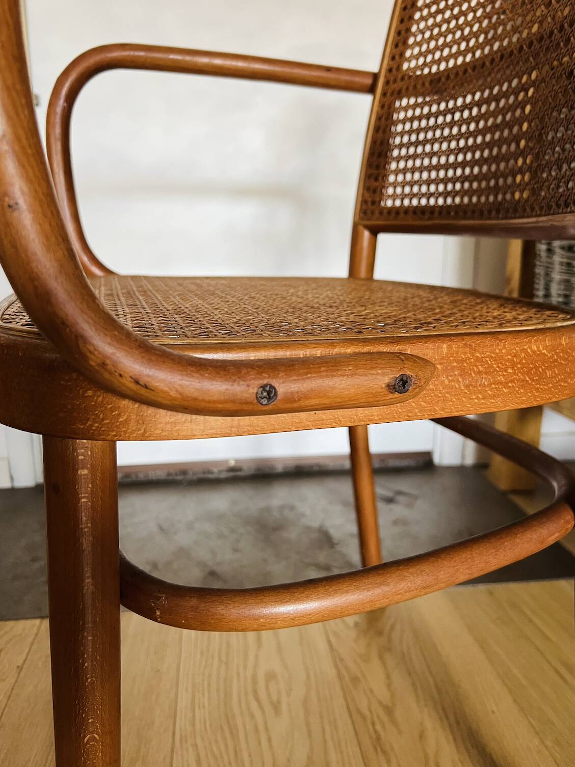 Fauteuil 811 ou Prague, Josef Hoffmann pour Thonet, circa 1930