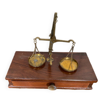 Antique trebuchet precision scale gilt bronze + wooden box + weight