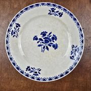 Antique footed dish – blue floral decoration – St Amandinoise