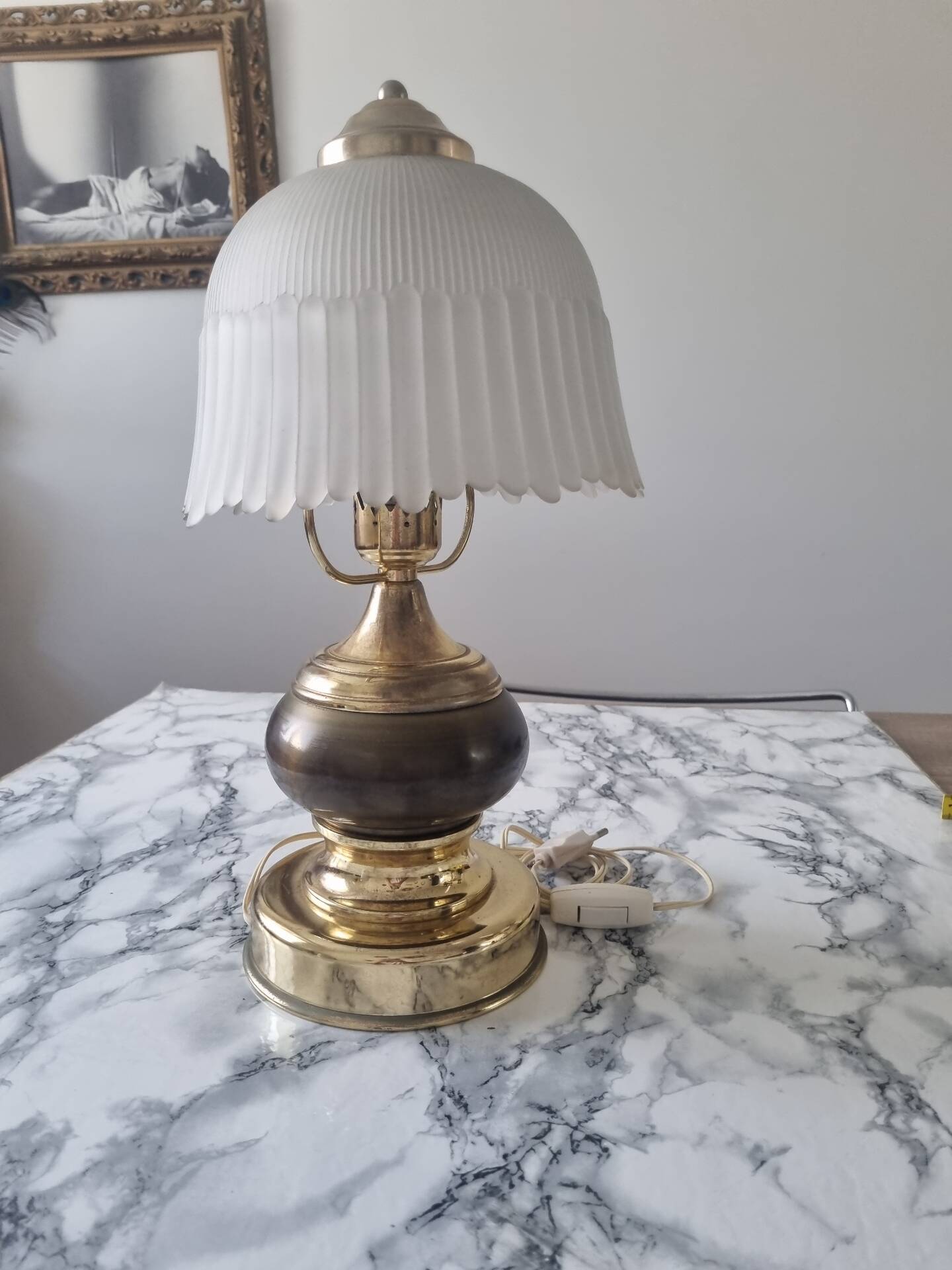 Lampe doré opaline vintage