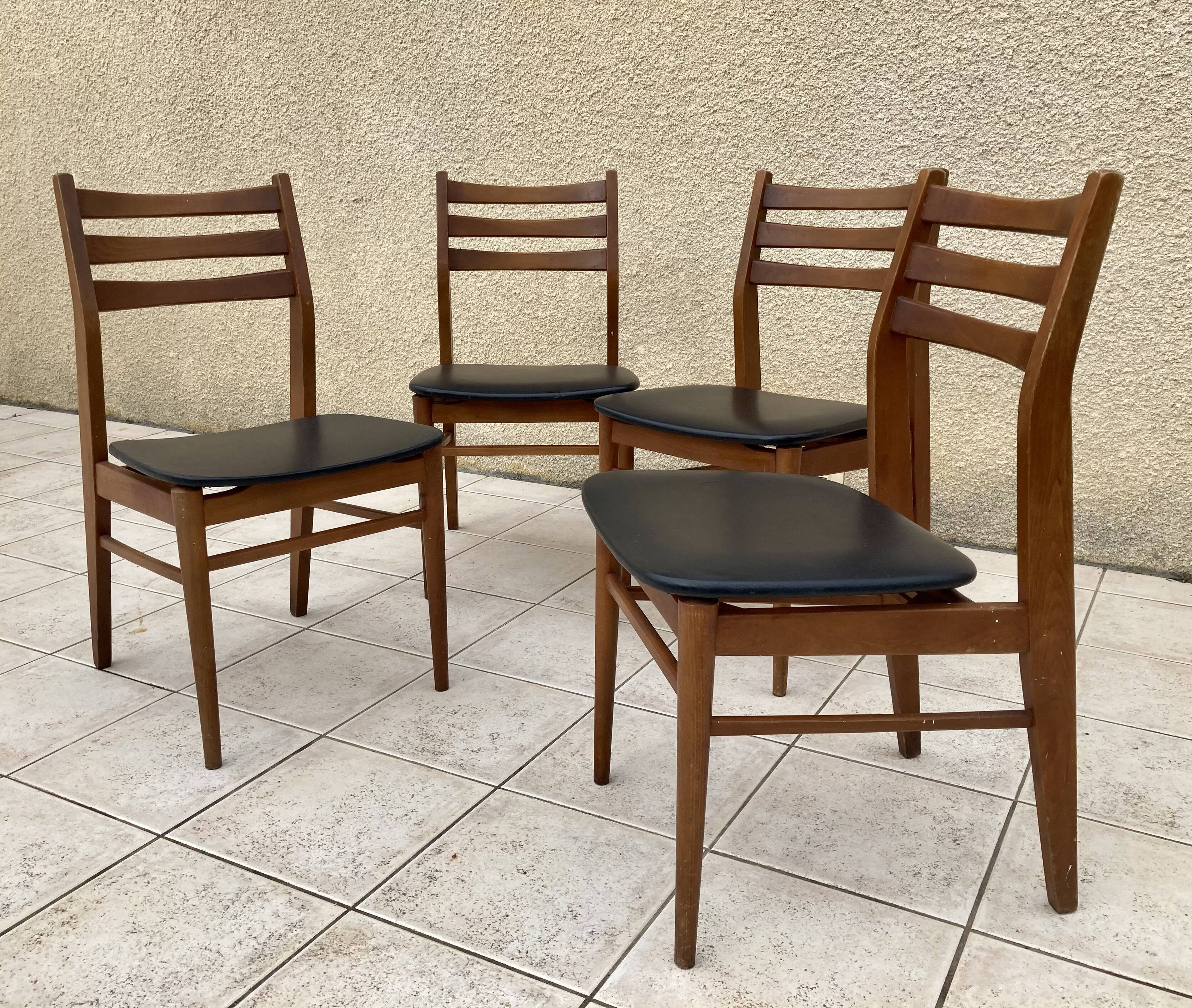 Suite of Scandinavian style chairs