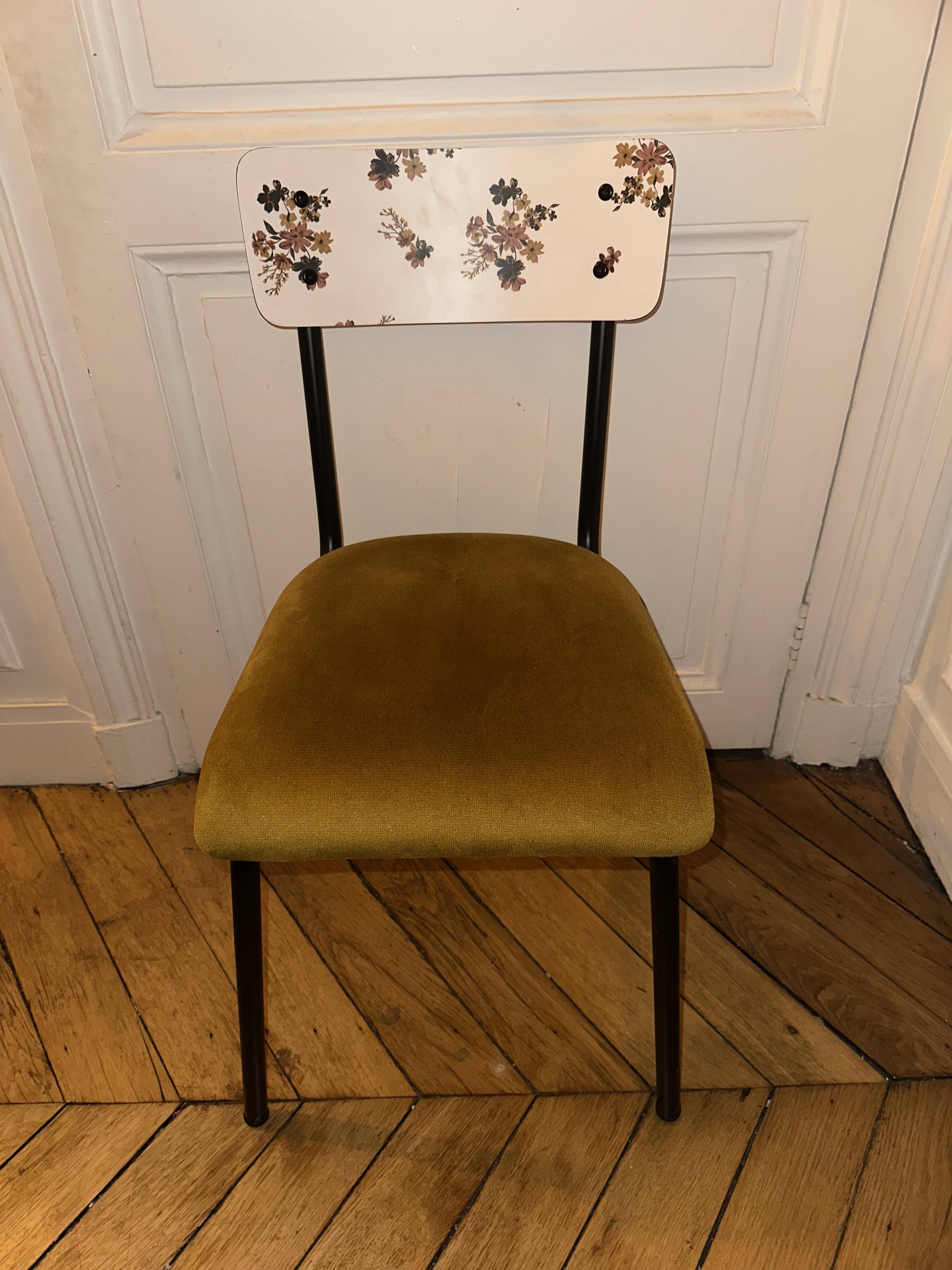 Suzie chair with printed backrest and velvet seat - Les Gambettes