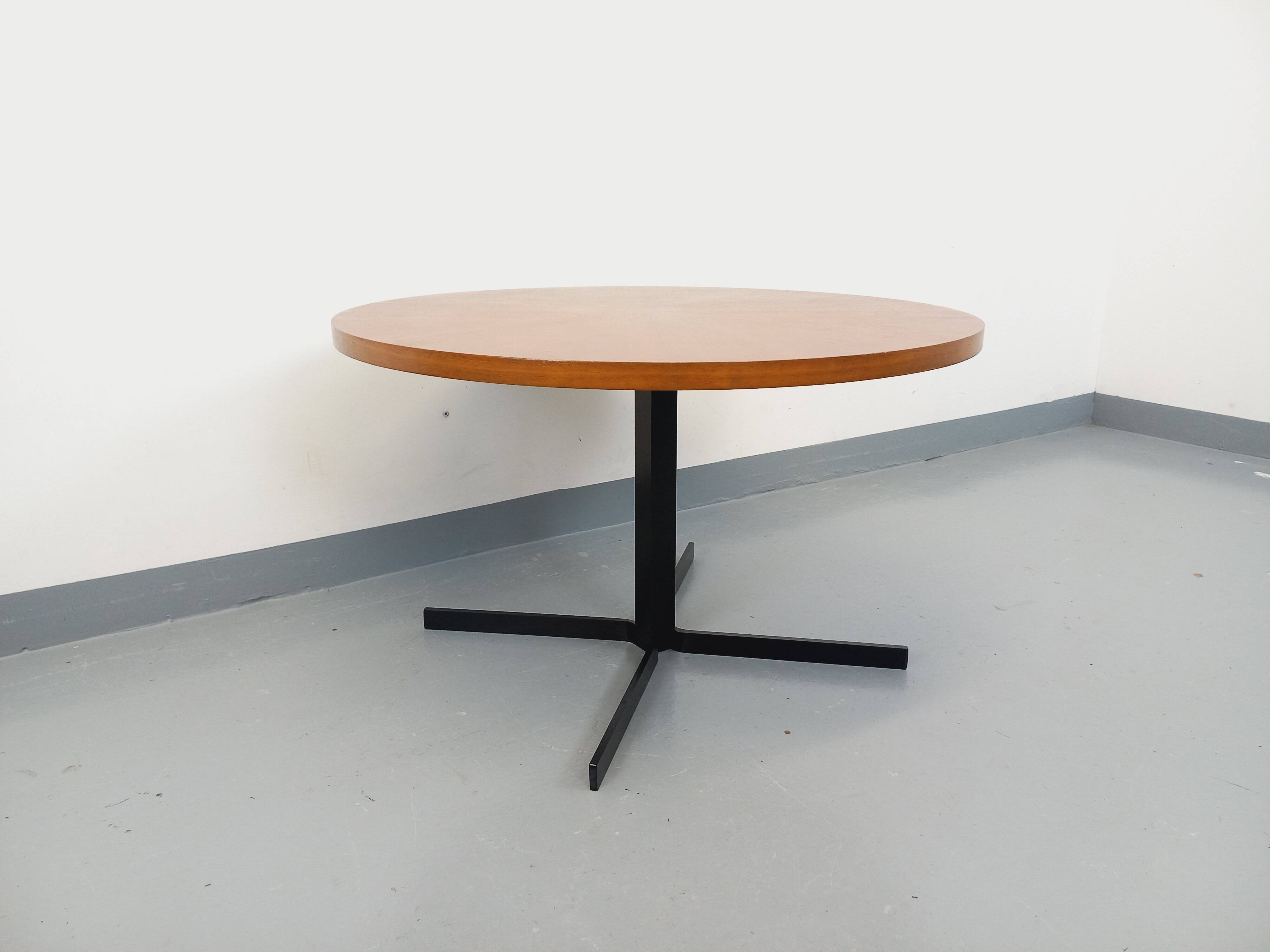 Large round coffee table in vintage Scandinavian style, modular into a table.