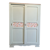 Wardrobe in old wood, renovated and restyled in celadon green