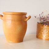 Terracotta pot, vintage