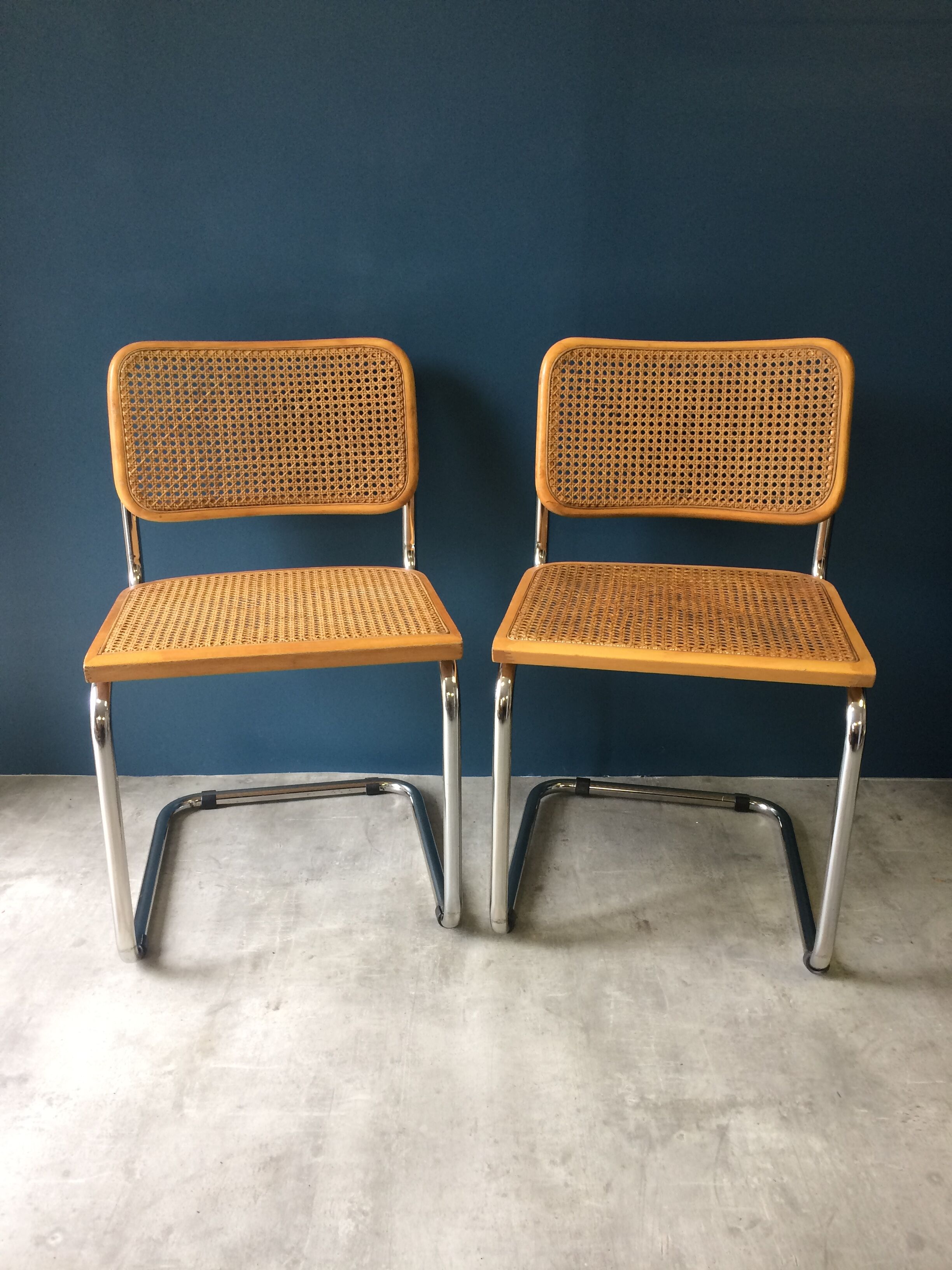 Series of 4 chairs B32 Breuer