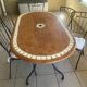 Table ovale en mosaïque et 6 chaises