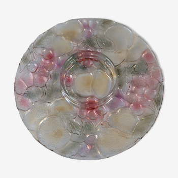 Molded glass dish for aperitifs