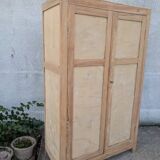 Parisian wardrobe in natural wood
