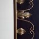 Grand miroir arqué avec feuilles d’acanthes et volutes en métal doré de deknudt, années 1960