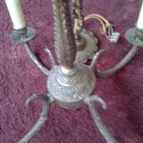 Bronze chandelier has 4feux