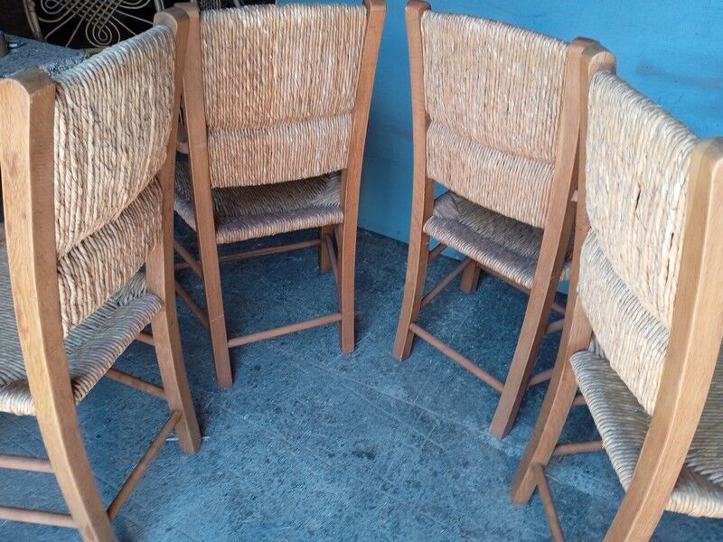 Lot 2 armchairs and 2 chairs design wood and straw period 1970