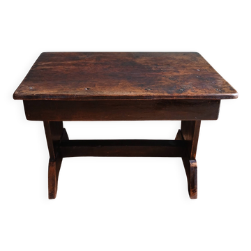 Tabouret, table d'appoint en noyer