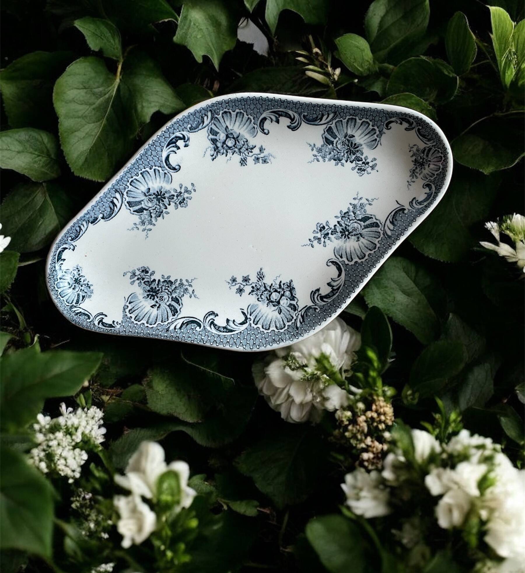 Antique butter dish in Saint-Amand earthenware (Nord)