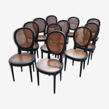 11 chaises cannées