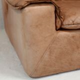 Cinna sofa. Circa 1970. Foam and "caramel" leather. 3 seats.
