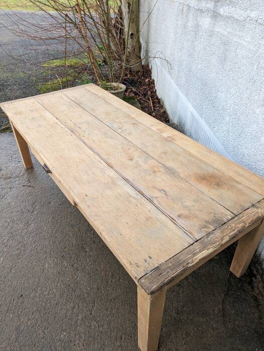 Coffee table, coffee farm table