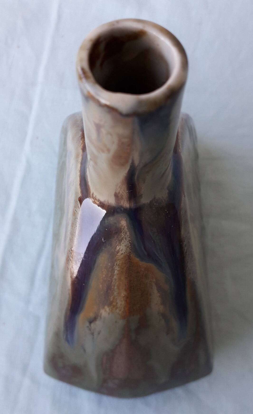 Single-stem vase in stoneware