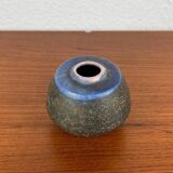 Brutalist studio pottery vase by Lu and Gerd Grove, mid-century, 1962.