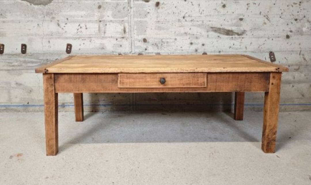 Table basse de ferme