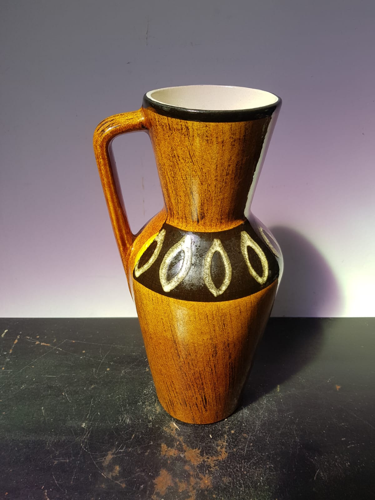 Scheurich europ linie vase beige & black ceramic + vintage germany handle