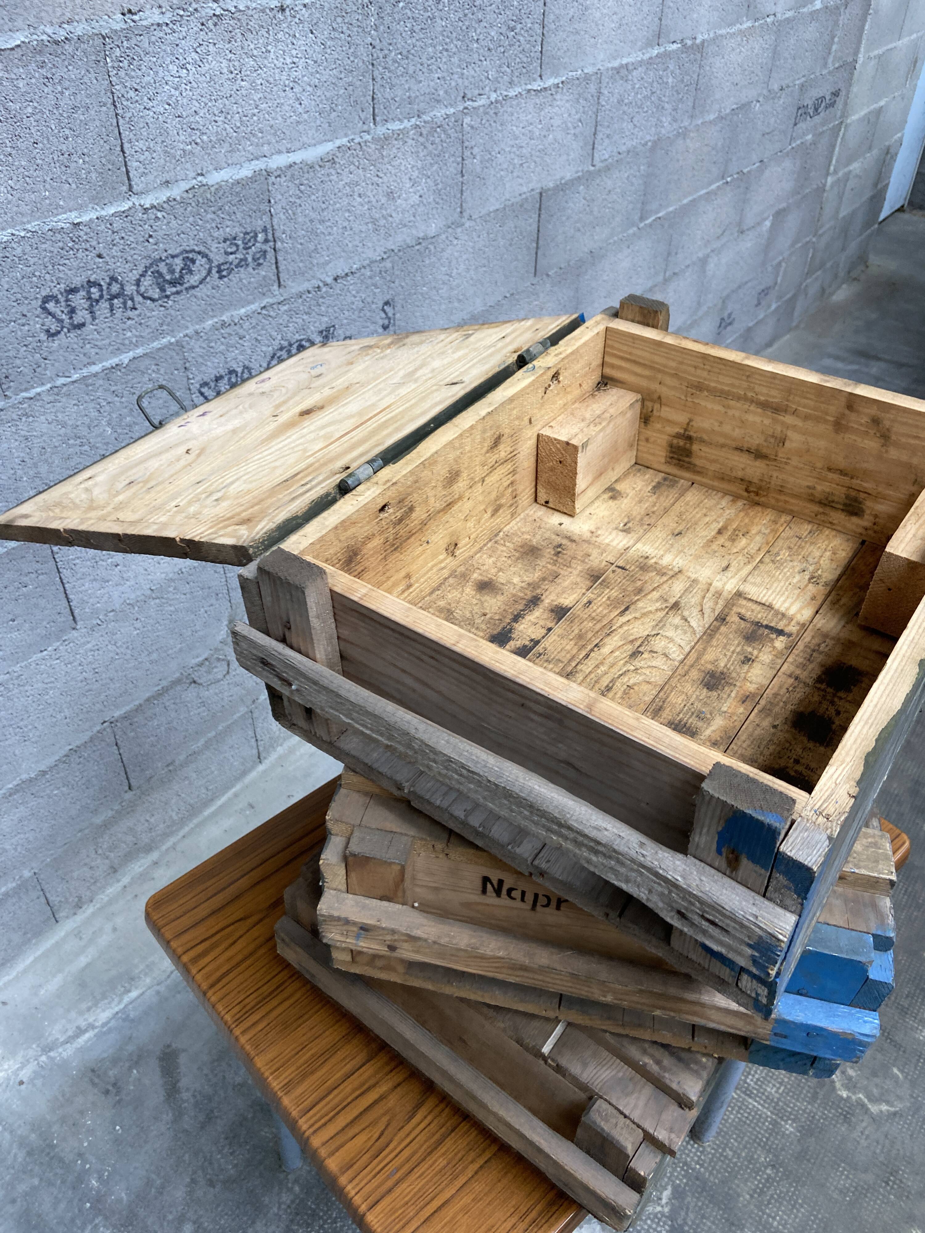 Vintage Militaria case