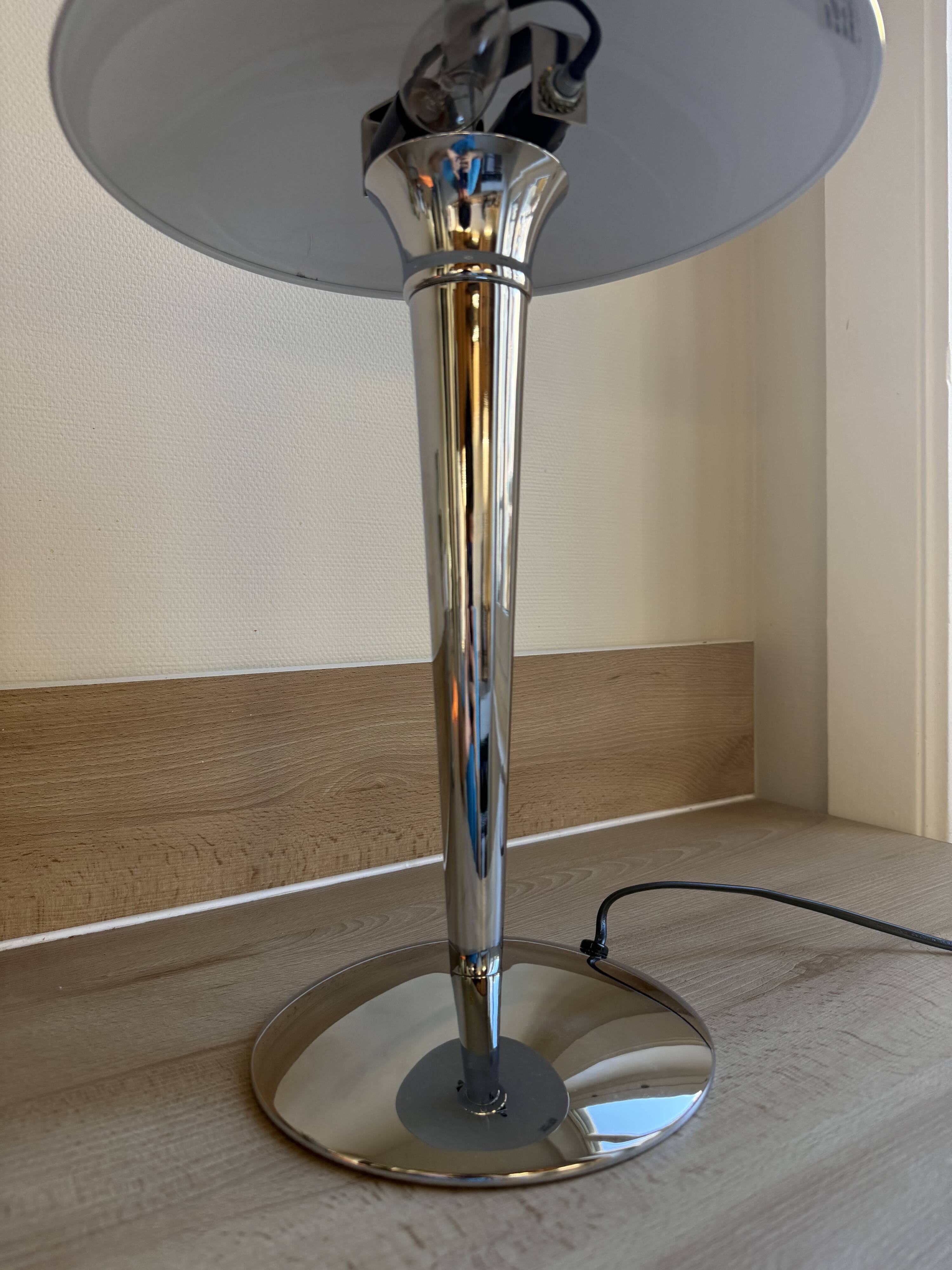 Table Lamp in Ship / Mushroom Style – Chrome Metal