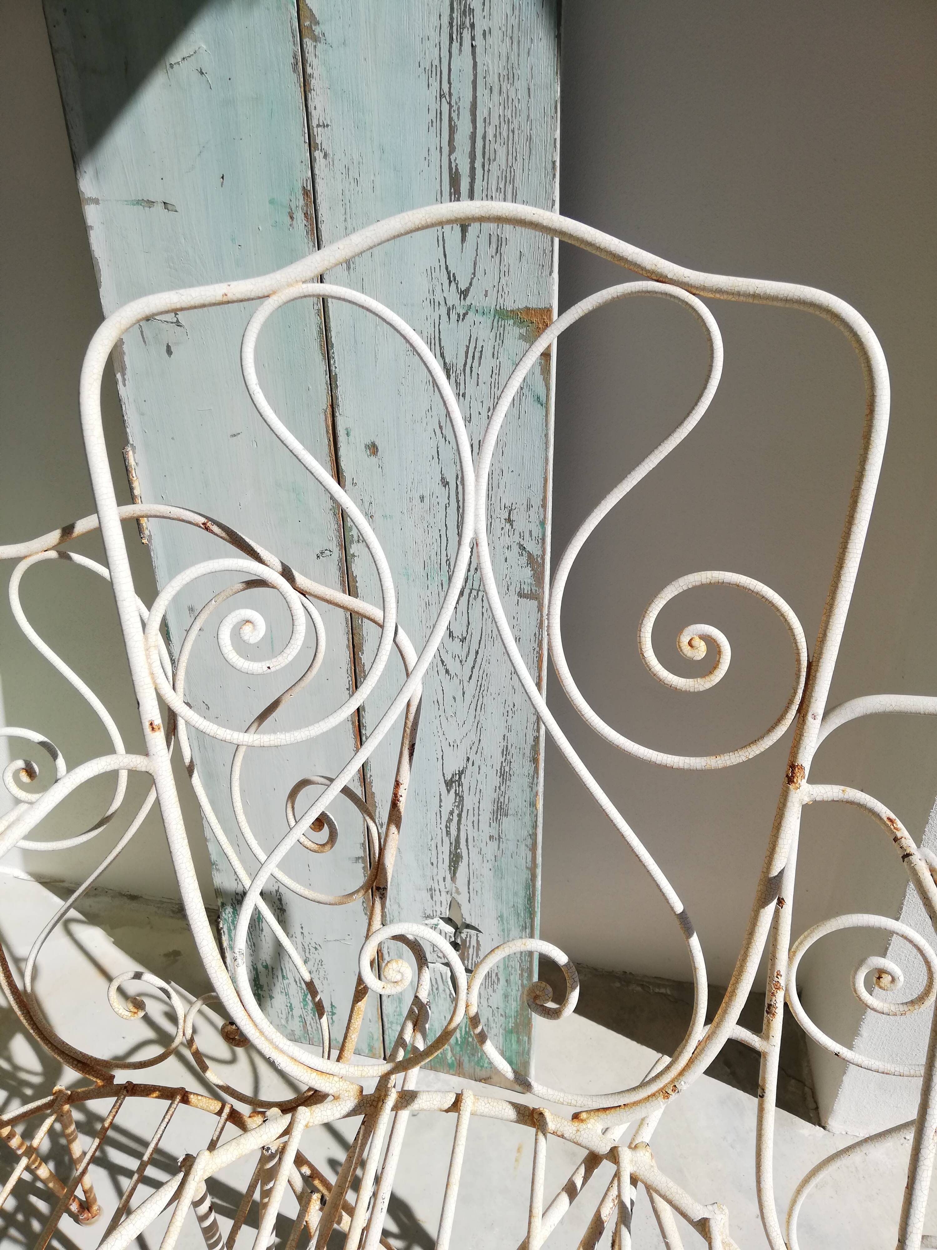 4 garden lounge chairs