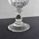 8 verres à pied anciens en verre soufflé