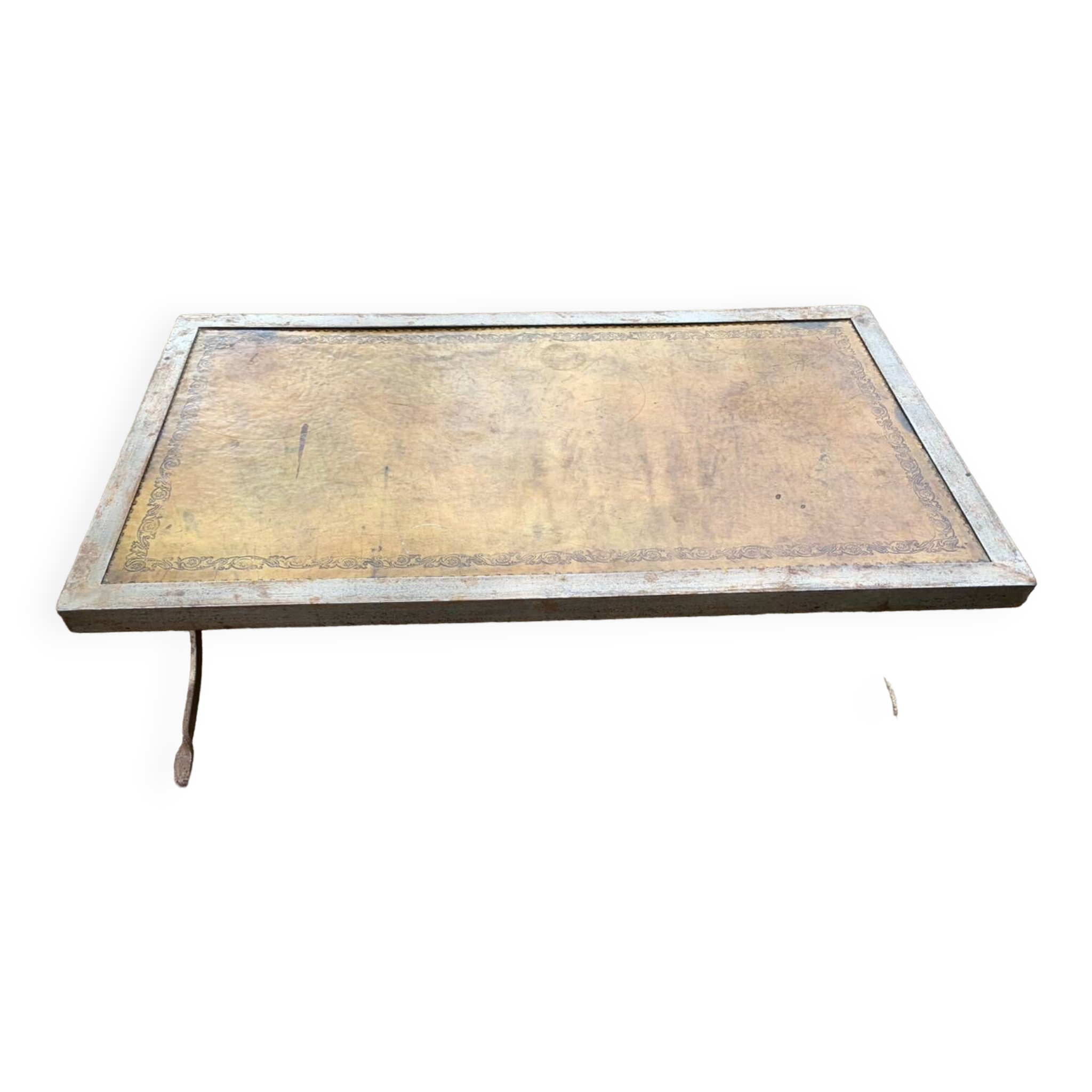 Table basse industrielle en fer forgé argenté et cuir année 70