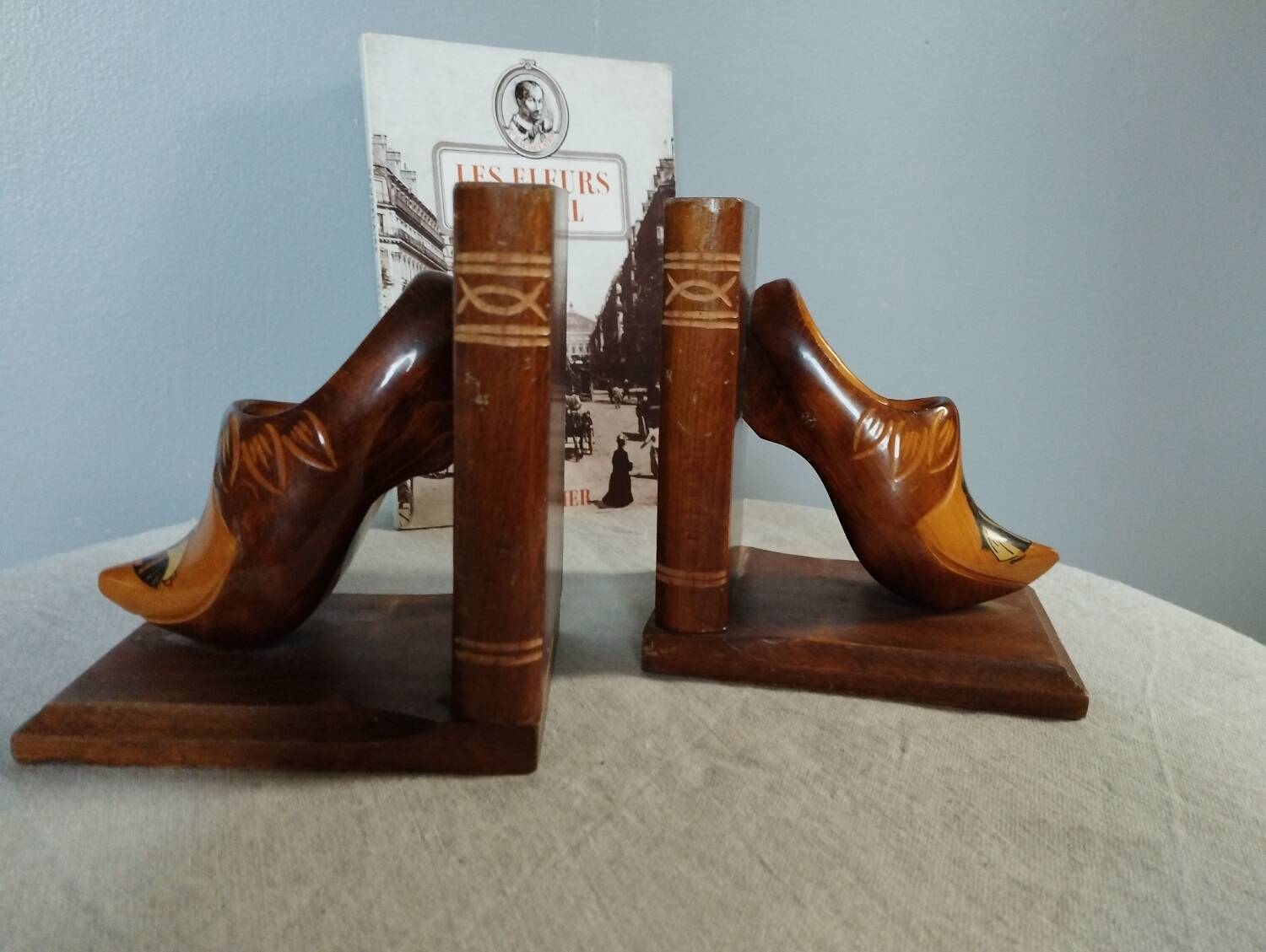 Wooden bookends with clog decoration, Breton craftsmanship, circa 1970