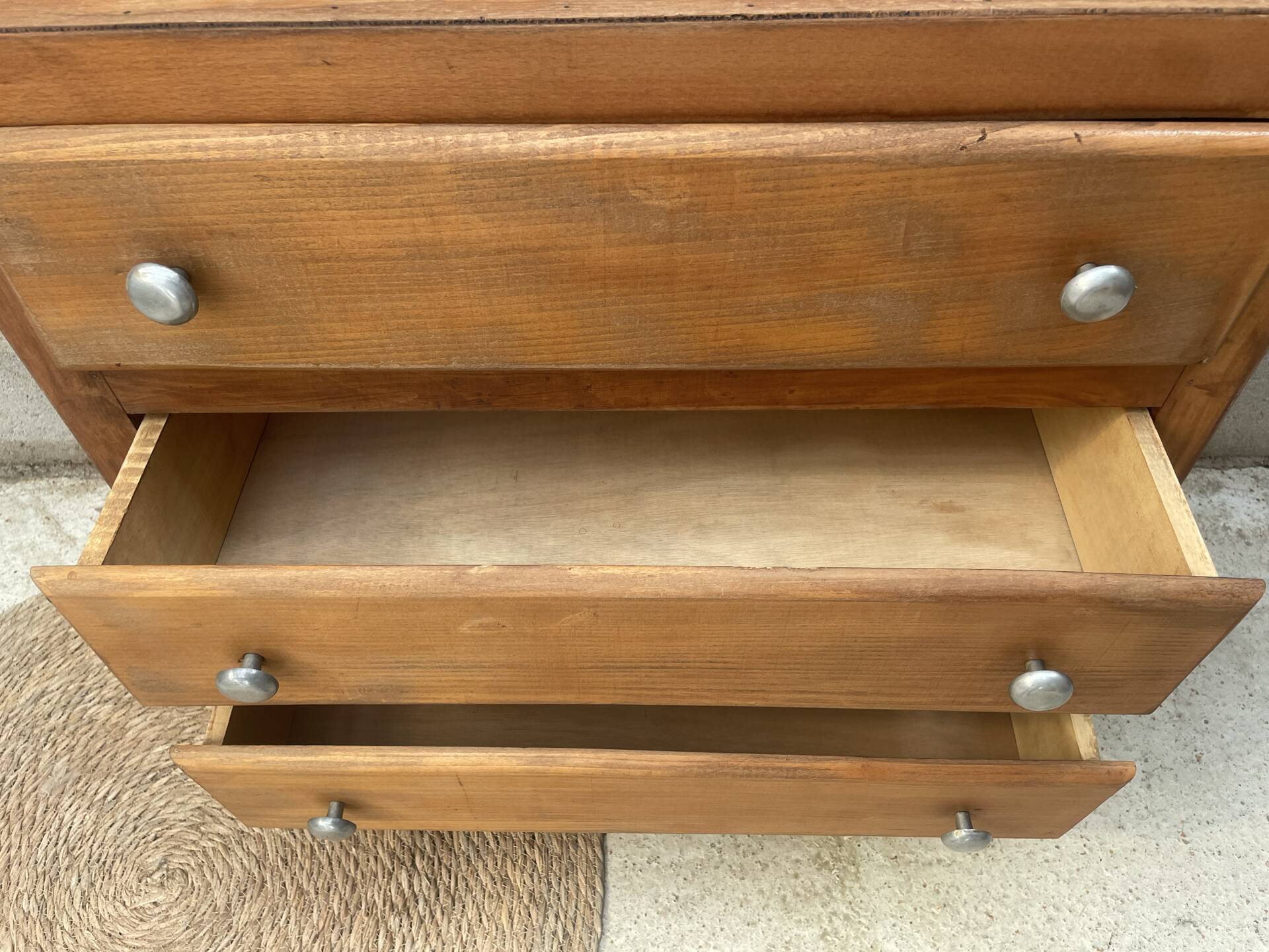 Commode vintage