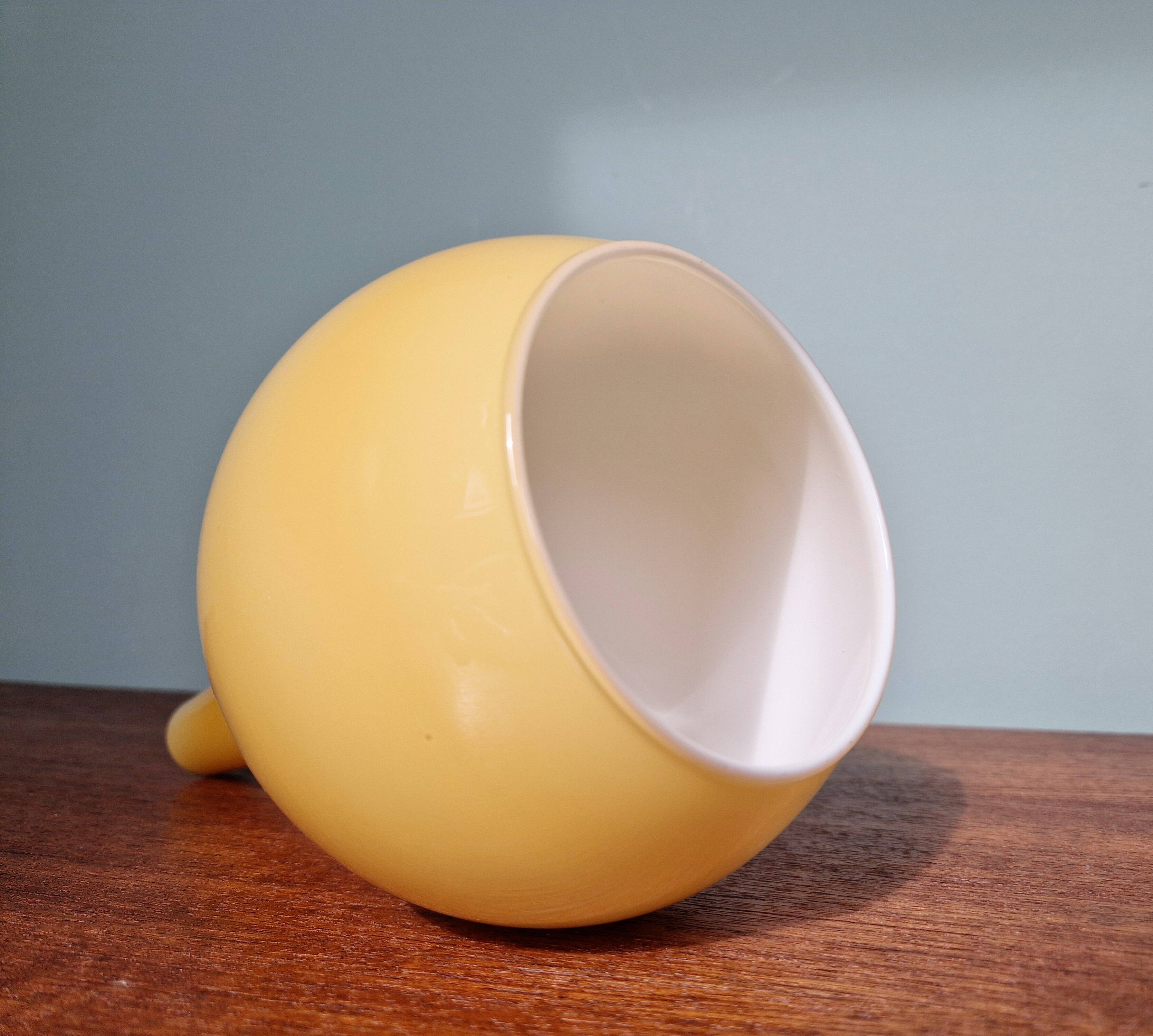Scandinavian pendant light in honey-colored opaline glass, 1960s