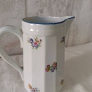 Pot à lait en faïence motifs petites fleurs