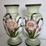 Opaline vase from the Napoléon III period.