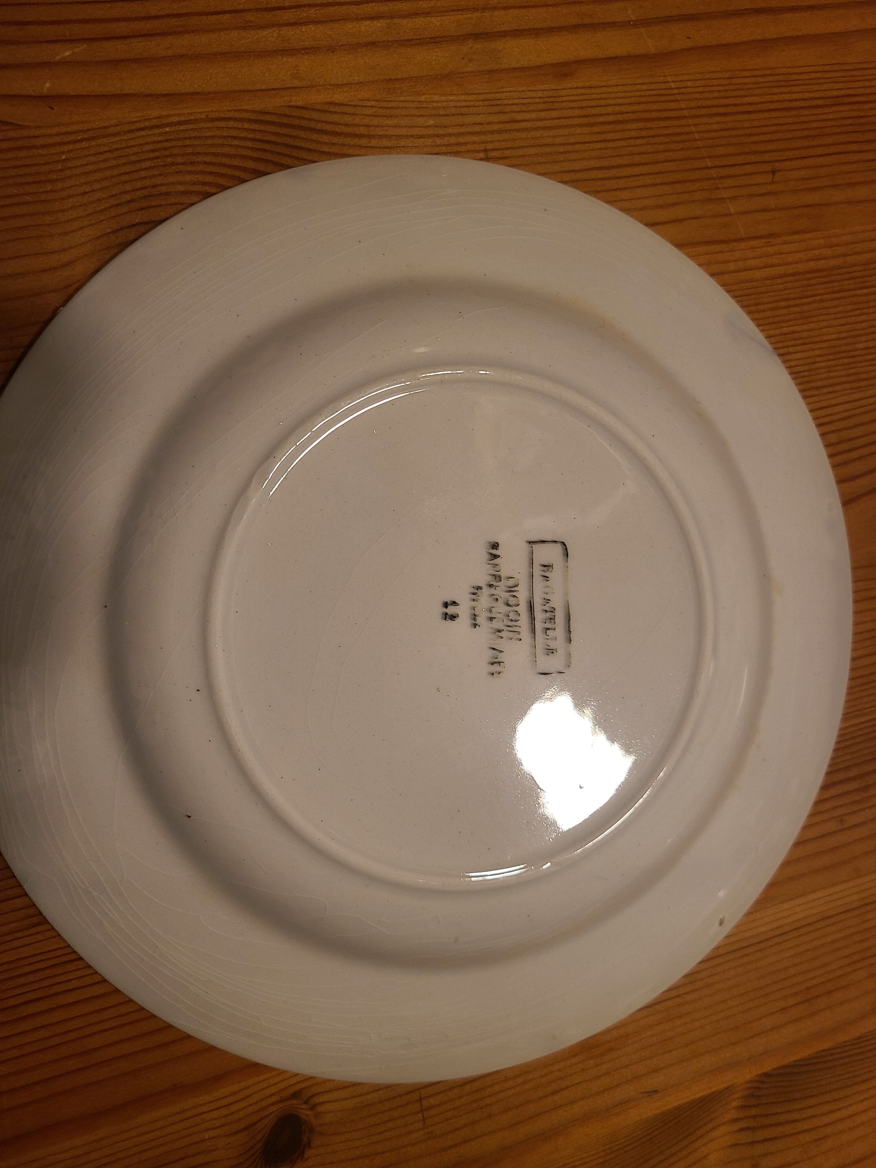 Flat plate Digoin Sarreguemines model Bagatelle